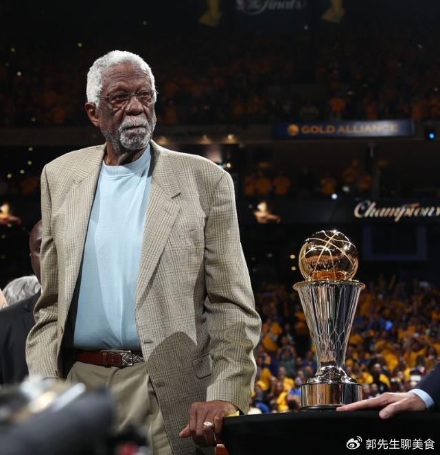 科比名人堂引荐人是乔丹，那詹姆斯的引荐人会是谁？仅5人够资格|勒布朗·詹姆斯|科比·布莱恩特|NBA|迈克尔·乔丹|科比-布莱恩特_新浪体育_新浪新闻